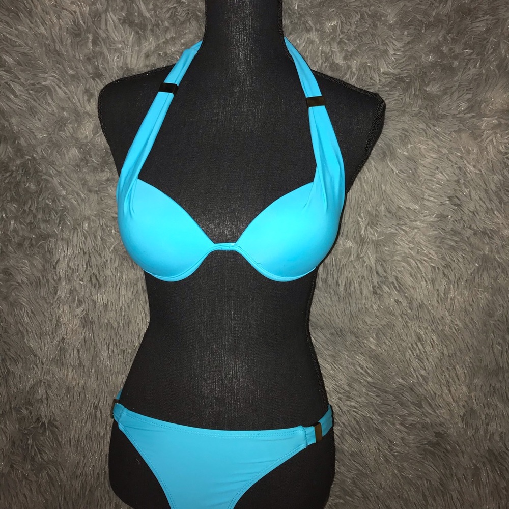 Blue bikini set